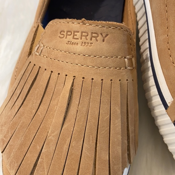 Sperry shoes narrow 7.5 - Picture 2 of 5